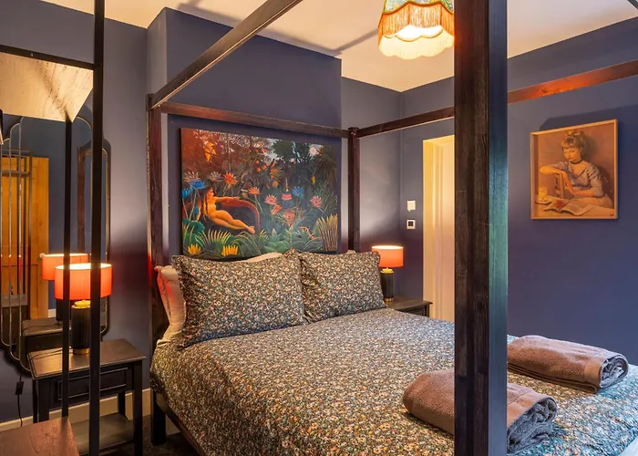City Centre Luxury House - Garden Oasis, Kingsize Beds