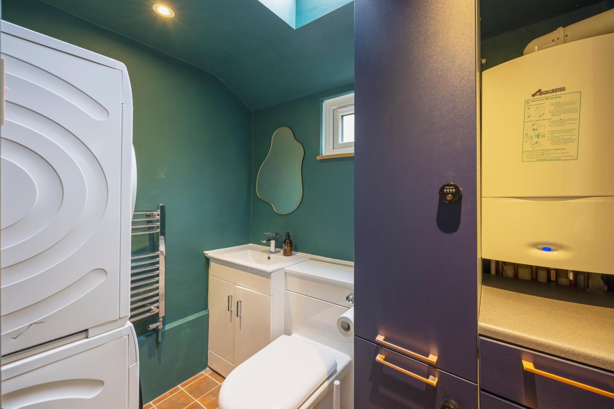 Centre Luxury House - Garden Oasis, Kingsize Beds Holiday home *